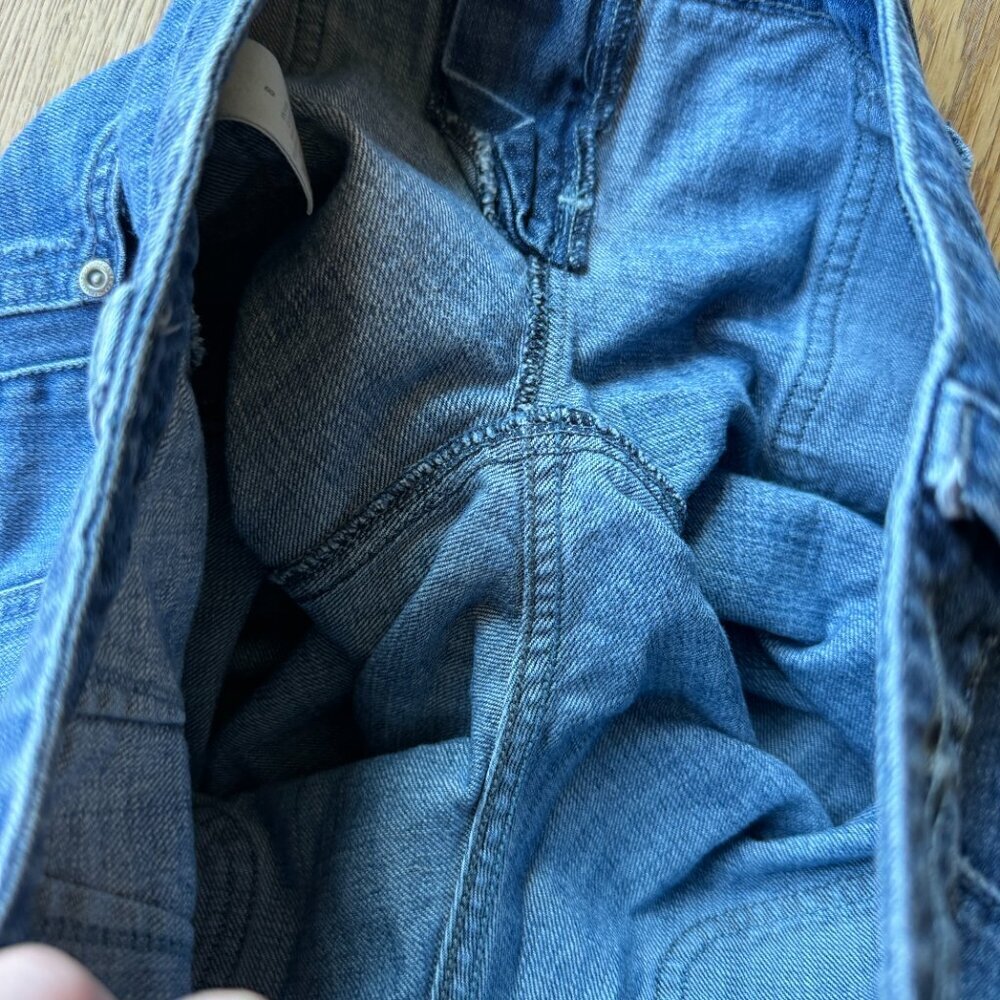American Eagle Vintage Bermuda Shorts Distressed Size 8 - Picture 7 of 10